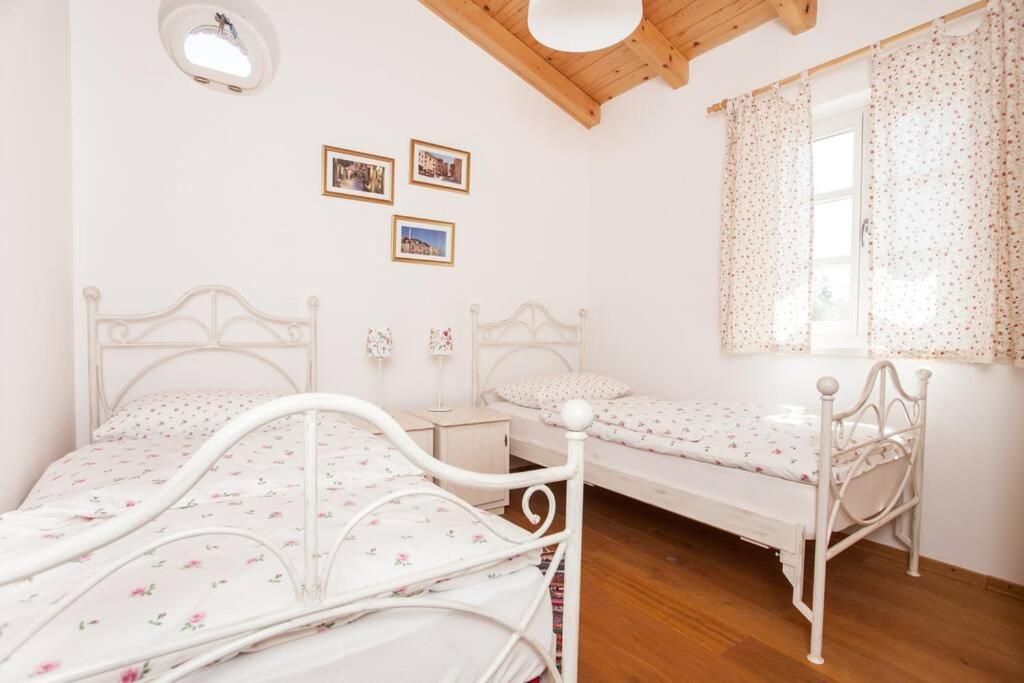 Villa Petra Poreč Buitenkant foto