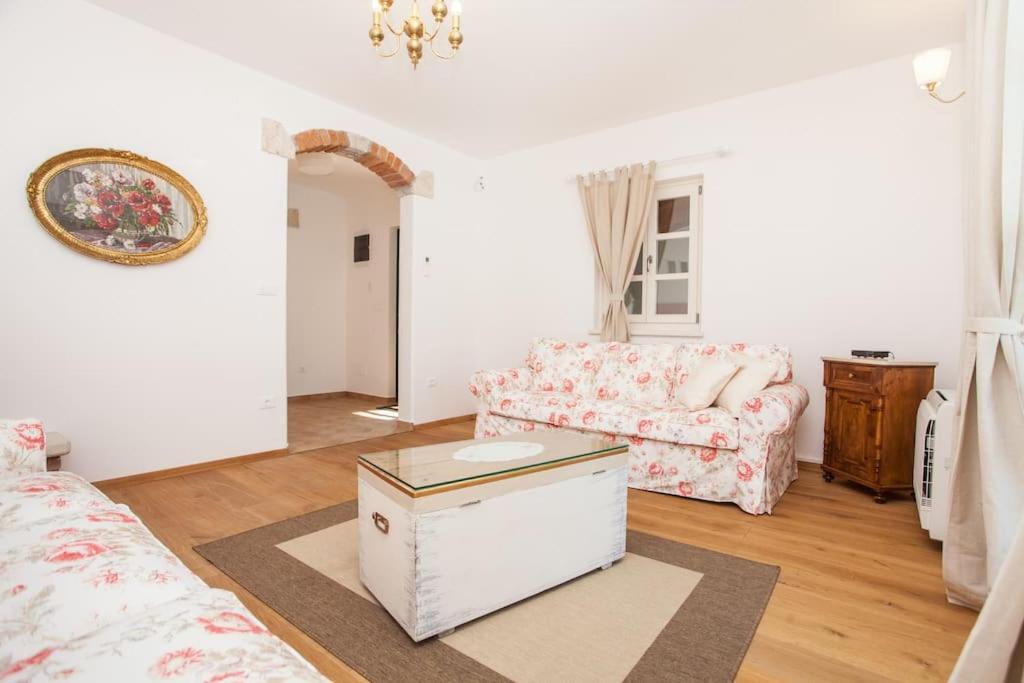 Villa Petra Poreč Buitenkant foto